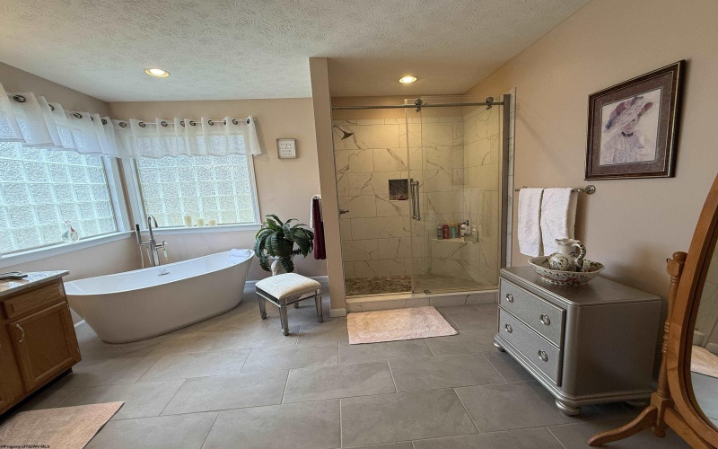 250 Timber Ridge Drive, Elkins, West Virginia 26241, 3 Bedrooms Bedrooms, 7 Rooms Rooms,2 BathroomsBathrooms,Single Family Detached,For Sale,Timber Ridge,10164083