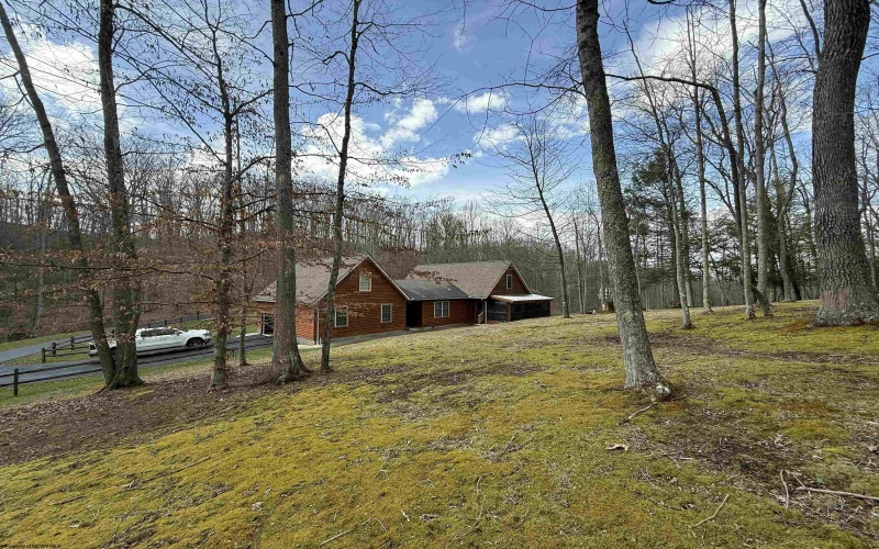 250 Timber Ridge Drive, Elkins, West Virginia 26241, 3 Bedrooms Bedrooms, 7 Rooms Rooms,2 BathroomsBathrooms,Single Family Detached,For Sale,Timber Ridge,10164083