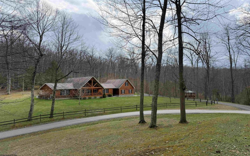 250 Timber Ridge Drive, Elkins, West Virginia 26241, 3 Bedrooms Bedrooms, 7 Rooms Rooms,2 BathroomsBathrooms,Single Family Detached,For Sale,Timber Ridge,10164083