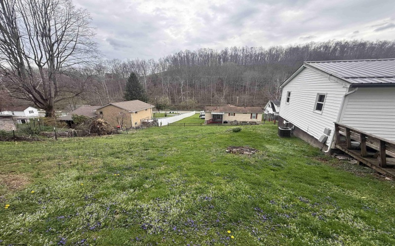 54 Brady Lane, Mount Clare, West Virginia 26408, 2 Bedrooms Bedrooms, 5 Rooms Rooms,1 BathroomBathrooms,Single Family Detached,For Sale,Brady,10164088