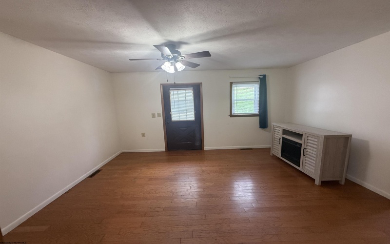 54 Brady Lane, Mount Clare, West Virginia 26408, 2 Bedrooms Bedrooms, 5 Rooms Rooms,1 BathroomBathrooms,Single Family Detached,For Sale,Brady,10164088