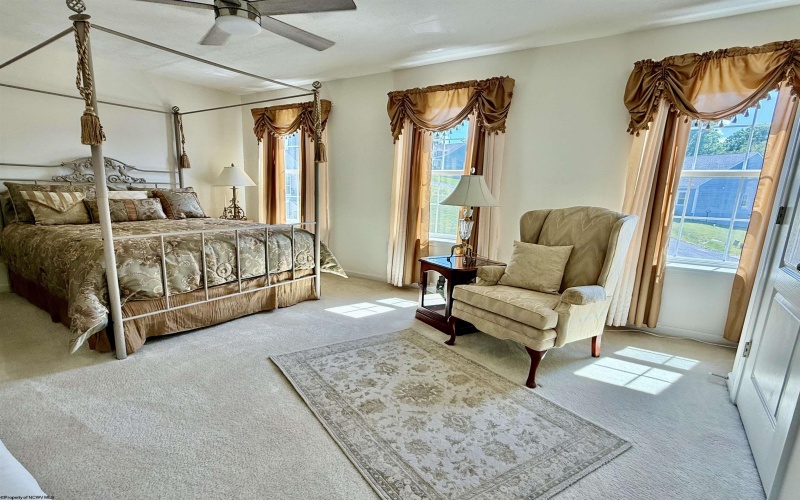 48 Manor Drive, Fairmont, West Virginia 26554, 4 Bedrooms Bedrooms, 9 Rooms Rooms,3 BathroomsBathrooms,Single Family Detached,For Sale,Manor,10160993