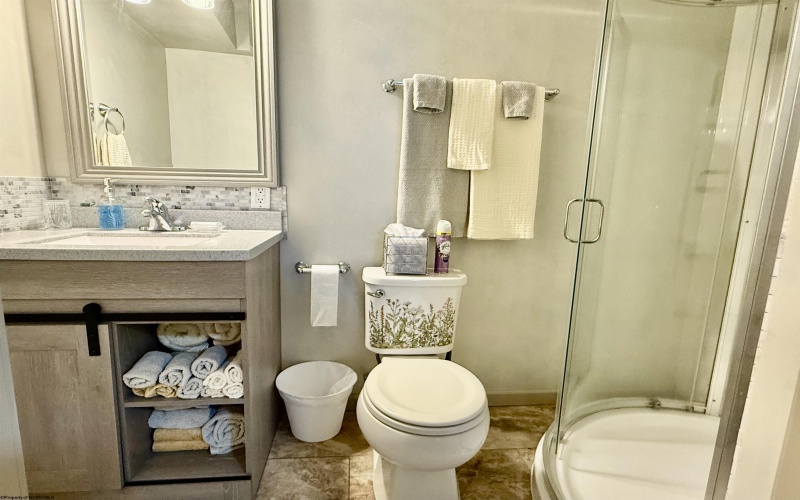 48 Manor Drive, Fairmont, West Virginia 26554, 4 Bedrooms Bedrooms, 9 Rooms Rooms,3 BathroomsBathrooms,Single Family Detached,For Sale,Manor,10160993