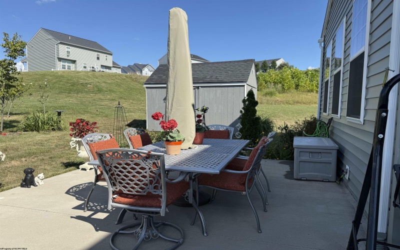 48 Manor Drive, Fairmont, West Virginia 26554, 4 Bedrooms Bedrooms, 9 Rooms Rooms,3 BathroomsBathrooms,Single Family Detached,For Sale,Manor,10160993