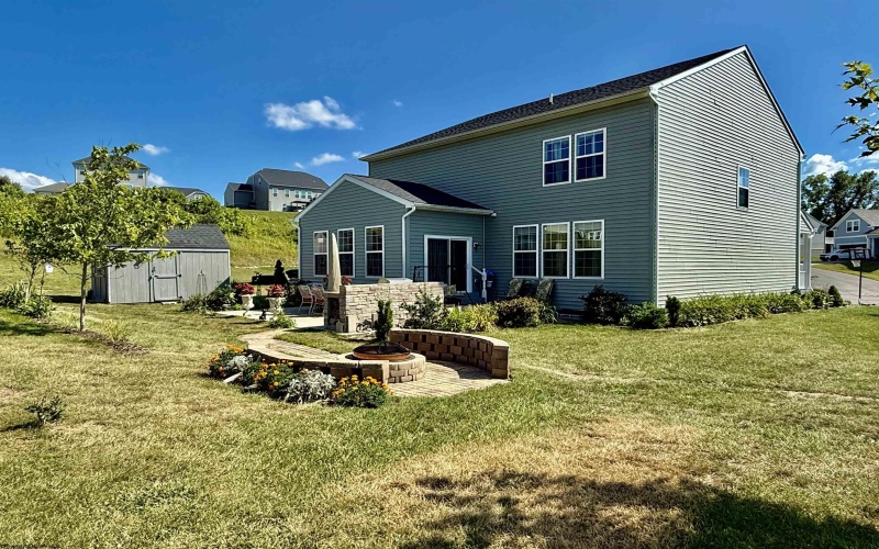 48 Manor Drive, Fairmont, West Virginia 26554, 4 Bedrooms Bedrooms, 9 Rooms Rooms,3 BathroomsBathrooms,Single Family Detached,For Sale,Manor,10160993