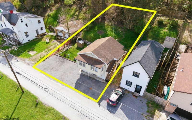 109 Tower Lane, Westover, West Virginia 26501, ,Multi-unit/income,For Sale,Tower,10164104 109 Tower Lane, Westover, West Virginia 26501, ,Multi-unit/income,For Sale,Tower,10164104