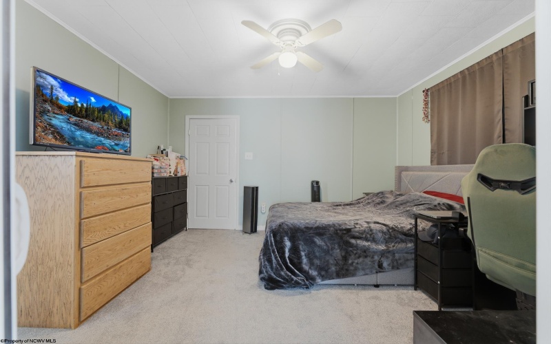 109 Tower Lane, Westover, West Virginia 26501, ,Multi-unit/income,For Sale,Tower,10164104 109 Tower Lane, Westover, West Virginia 26501, ,Multi-unit/income,For Sale,Tower,10164104