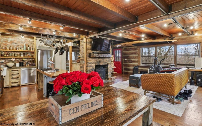 54 Cabin Mountain Road, Davis, West Virginia 26260, 3 Bedrooms Bedrooms, 6 Rooms Rooms,2 BathroomsBathrooms,Single Family Detached,For Sale,Cabin Mountain,10164118