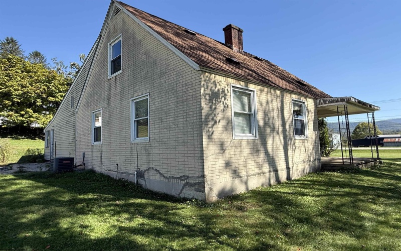 26 Browning Lane, Valley Bend, West Virginia 26293, 3 Bedroom Bedrooms, 8 Room Rooms,2 BathroomBathrooms,Single Family Detached,For Sale,Browning,0,10164094 26 Browning Lane, Valley Bend, West Virginia 26293, 3 Bedroom Bedrooms, 8 Room Rooms,2 BathroomBathrooms,Single Family Detached,For Sale,Browning,0,10164094
