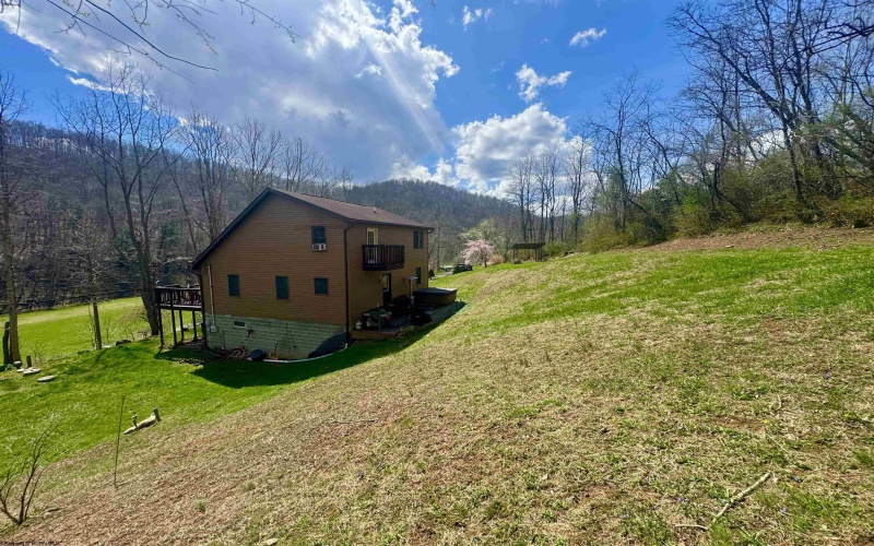 672 Buffalo Brink Road, Mannington, West Virginia 26582, 3 Bedrooms Bedrooms, 9 Rooms Rooms,2 BathroomsBathrooms,Single Family Detached,For Sale,Buffalo Brink,10164100 672 Buffalo Brink Road, Mannington, West Virginia 26582, 3 Bedrooms Bedrooms, 9 Rooms Rooms,2 BathroomsBathrooms,Single Family Detached,For Sale,Buffalo Brink,10164100