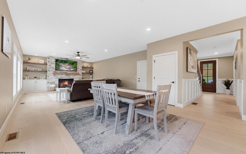 206 Farm Brook Lane, Morgantown, West Virginia 26505, 5 Bedrooms Bedrooms, 9 Rooms Rooms,3 BathroomsBathrooms,Single Family Detached,For Sale,Farm Brook,10164103