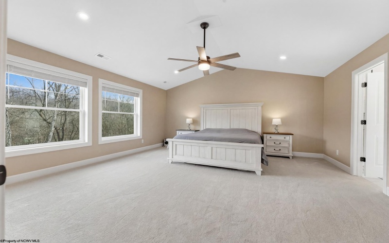 206 Farm Brook Lane, Morgantown, West Virginia 26505, 5 Bedrooms Bedrooms, 9 Rooms Rooms,3 BathroomsBathrooms,Single Family Detached,For Sale,Farm Brook,10164103