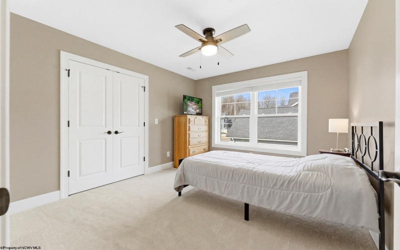 206 Farm Brook Lane, Morgantown, West Virginia 26505, 5 Bedrooms Bedrooms, 9 Rooms Rooms,3 BathroomsBathrooms,Single Family Detached,For Sale,Farm Brook,10164103