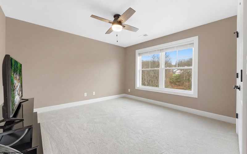 206 Farm Brook Lane, Morgantown, West Virginia 26505, 5 Bedrooms Bedrooms, 9 Rooms Rooms,3 BathroomsBathrooms,Single Family Detached,For Sale,Farm Brook,10164103