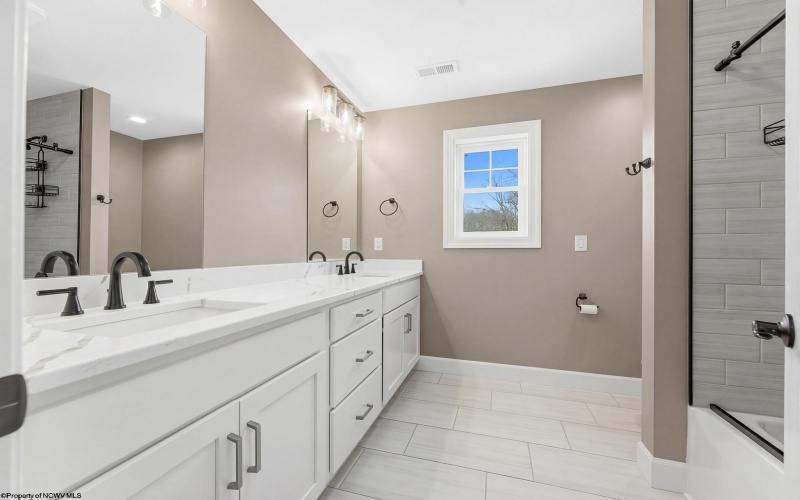 206 Farm Brook Lane, Morgantown, West Virginia 26505, 5 Bedrooms Bedrooms, 9 Rooms Rooms,3 BathroomsBathrooms,Single Family Detached,For Sale,Farm Brook,10164103