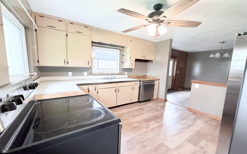 324 8th Street, Morgantown, West Virginia 26505, 4 Bedrooms Bedrooms, 7 Rooms Rooms,2 BathroomsBathrooms,Single Family Detached,For Sale,8th,10164112 324 8th Street, Morgantown, West Virginia 26505, 4 Bedrooms Bedrooms, 7 Rooms Rooms,2 BathroomsBathrooms,Single Family Detached,For Sale,8th,10164112