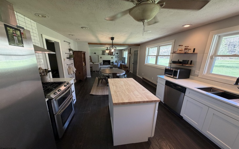 2310 Staunton Parkersburg Turnpike, Huttonsville, West Virginia 26273, 3 Bedrooms Bedrooms, 9 Rooms Rooms,2 BathroomsBathrooms,Single Family Detached,For Sale,Staunton Parkersburg,10164106 2310 Staunton Parkersburg Turnpike, Huttonsville, West Virginia 26273, 3 Bedrooms Bedrooms, 9 Rooms Rooms,2 BathroomsBathrooms,Single Family Detached,For Sale,Staunton Parkersburg,10164106