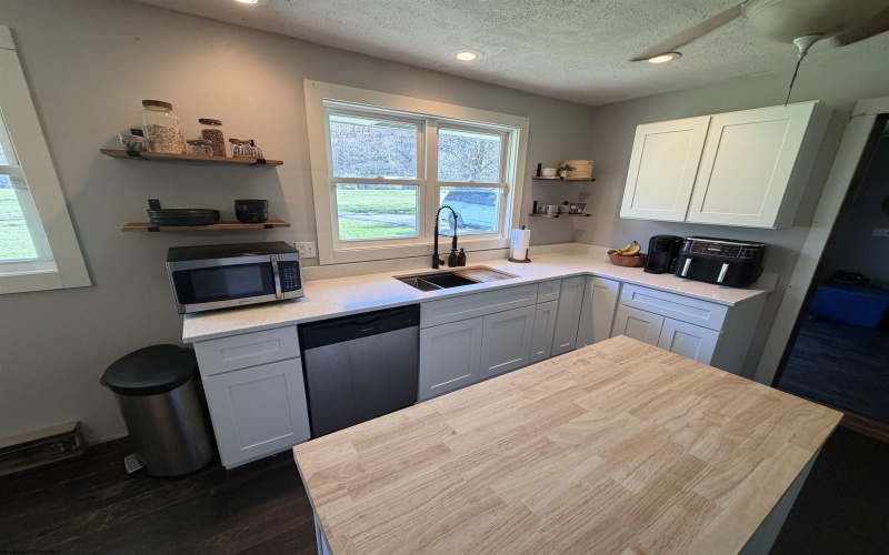 2310 Staunton Parkersburg Turnpike, Huttonsville, West Virginia 26273, 3 Bedrooms Bedrooms, 9 Rooms Rooms,2 BathroomsBathrooms,Single Family Detached,For Sale,Staunton Parkersburg,10164106 2310 Staunton Parkersburg Turnpike, Huttonsville, West Virginia 26273, 3 Bedrooms Bedrooms, 9 Rooms Rooms,2 BathroomsBathrooms,Single Family Detached,For Sale,Staunton Parkersburg,10164106