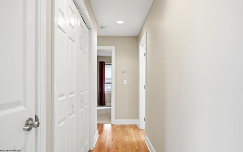 6 Amber Ridge, Morgantown, West Virginia 26508, 3 Bedrooms Bedrooms, 7 Rooms Rooms,2 BathroomsBathrooms,Single Family Detached,For Sale,Amber,10164114 6 Amber Ridge, Morgantown, West Virginia 26508, 3 Bedrooms Bedrooms, 7 Rooms Rooms,2 BathroomsBathrooms,Single Family Detached,For Sale,Amber,10164114