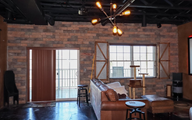 277 Donna Avenue, Morgantown, West Virginia 26505, 3 Bedrooms Bedrooms, 8 Rooms Rooms,2 BathroomsBathrooms,Single Family Attached,For Sale,Donna,10164125