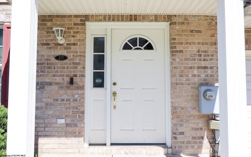 277 Donna Avenue, Morgantown, West Virginia 26505, 3 Bedrooms Bedrooms, 8 Rooms Rooms,2 BathroomsBathrooms,Single Family Attached,For Sale,Donna,10164125