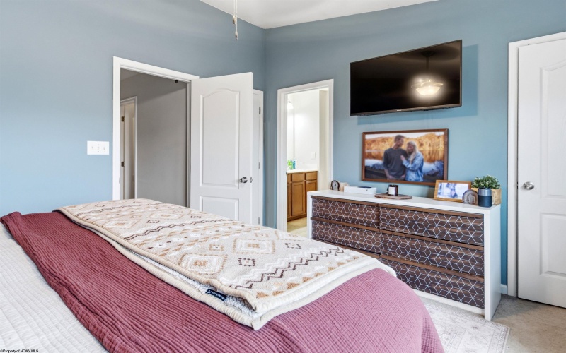 201 Birds Eye View Drive, Morgantown, West Virginia 26501, 3 Bedrooms Bedrooms, 7 Rooms Rooms,2 BathroomsBathrooms,Single Family Attached,For Sale,Birds Eye View,10164128 201 Birds Eye View Drive, Morgantown, West Virginia 26501, 3 Bedrooms Bedrooms, 7 Rooms Rooms,2 BathroomsBathrooms,Single Family Attached,For Sale,Birds Eye View,10164128