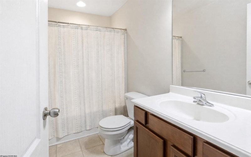 201 Birds Eye View Drive, Morgantown, West Virginia 26501, 3 Bedrooms Bedrooms, 7 Rooms Rooms,2 BathroomsBathrooms,Single Family Attached,For Sale,Birds Eye View,10164128 201 Birds Eye View Drive, Morgantown, West Virginia 26501, 3 Bedrooms Bedrooms, 7 Rooms Rooms,2 BathroomsBathrooms,Single Family Attached,For Sale,Birds Eye View,10164128