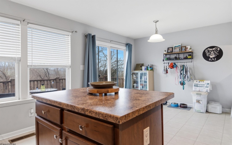 201 Birds Eye View Drive, Morgantown, West Virginia 26501, 3 Bedrooms Bedrooms, 7 Rooms Rooms,2 BathroomsBathrooms,Single Family Attached,For Sale,Birds Eye View,10164128 201 Birds Eye View Drive, Morgantown, West Virginia 26501, 3 Bedrooms Bedrooms, 7 Rooms Rooms,2 BathroomsBathrooms,Single Family Attached,For Sale,Birds Eye View,10164128