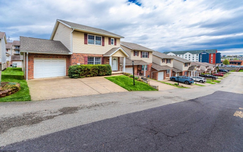 150 Meadowridge Drive, Morgantown, West Virginia 26505, 3 Bedrooms Bedrooms, 7 Rooms Rooms,2 BathroomsBathrooms,Single Family Attached,For Sale,Meadowridge,10164136 150 Meadowridge Drive, Morgantown, West Virginia 26505, 3 Bedrooms Bedrooms, 7 Rooms Rooms,2 BathroomsBathrooms,Single Family Attached,For Sale,Meadowridge,10164136