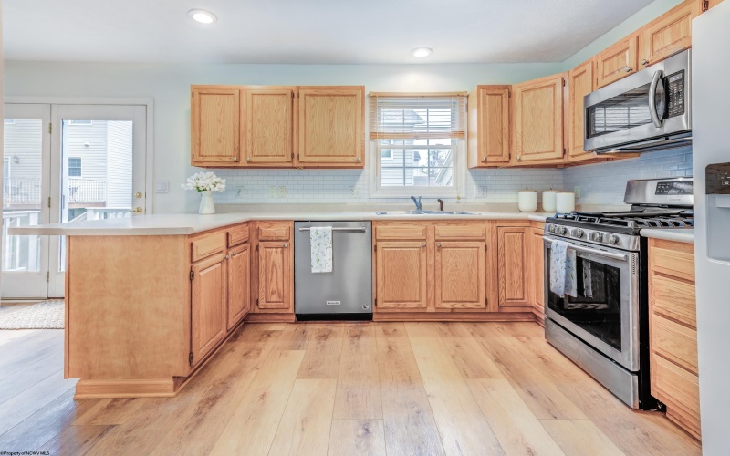 150 Meadowridge Drive, Morgantown, West Virginia 26505, 3 Bedrooms Bedrooms, 7 Rooms Rooms,2 BathroomsBathrooms,Single Family Attached,For Sale,Meadowridge,10164136 150 Meadowridge Drive, Morgantown, West Virginia 26505, 3 Bedrooms Bedrooms, 7 Rooms Rooms,2 BathroomsBathrooms,Single Family Attached,For Sale,Meadowridge,10164136