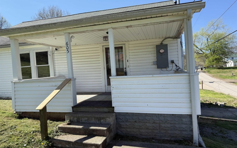 605 Sheridan Street, Glenville, West Virginia 26351, 4 Bedrooms Bedrooms, 8 Rooms Rooms,1 BathroomBathrooms,Single Family Detached,For Sale,Sheridan,10164133