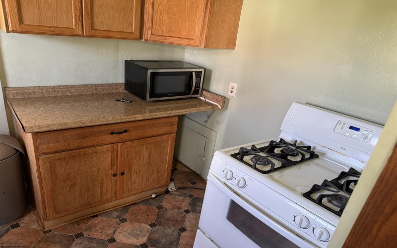 605 Sheridan Street, Glenville, West Virginia 26351, 4 Bedrooms Bedrooms, 8 Rooms Rooms,1 BathroomBathrooms,Single Family Detached,For Sale,Sheridan,10164133