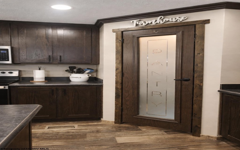 84 Thorne Drive, Fairmont, West Virginia 26588, 3 Bedrooms Bedrooms, 7 Rooms Rooms,2 BathroomsBathrooms,Single Family Detached,For Sale,Thorne,10164132 84 Thorne Drive, Fairmont, West Virginia 26588, 3 Bedrooms Bedrooms, 7 Rooms Rooms,2 BathroomsBathrooms,Single Family Detached,For Sale,Thorne,10164132