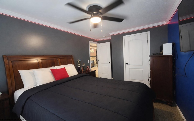 84 Thorne Drive, Fairmont, West Virginia 26588, 3 Bedrooms Bedrooms, 7 Rooms Rooms,2 BathroomsBathrooms,Single Family Detached,For Sale,Thorne,10164132 84 Thorne Drive, Fairmont, West Virginia 26588, 3 Bedrooms Bedrooms, 7 Rooms Rooms,2 BathroomsBathrooms,Single Family Detached,For Sale,Thorne,10164132