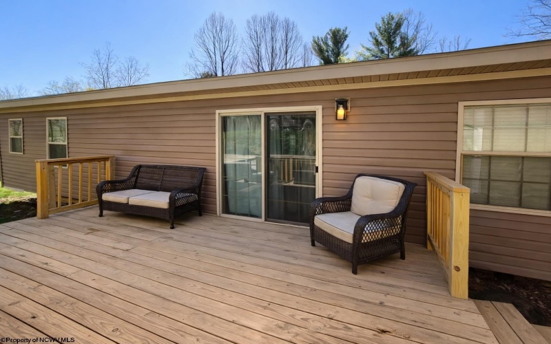 84 Thorne Drive, Fairmont, West Virginia 26588, 3 Bedrooms Bedrooms, 7 Rooms Rooms,2 BathroomsBathrooms,Single Family Detached,For Sale,Thorne,10164132 84 Thorne Drive, Fairmont, West Virginia 26588, 3 Bedrooms Bedrooms, 7 Rooms Rooms,2 BathroomsBathrooms,Single Family Detached,For Sale,Thorne,10164132