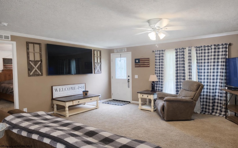 84 Thorne Drive, Fairmont, West Virginia 26588, 3 Bedrooms Bedrooms, 7 Rooms Rooms,2 BathroomsBathrooms,Single Family Detached,For Sale,Thorne,10164132 84 Thorne Drive, Fairmont, West Virginia 26588, 3 Bedrooms Bedrooms, 7 Rooms Rooms,2 BathroomsBathrooms,Single Family Detached,For Sale,Thorne,10164132