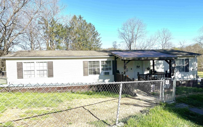 98 Mount Street, Mount Clare, West Virginia 26408, 3 Bedrooms Bedrooms, 7 Rooms Rooms,2 BathroomsBathrooms,Single Family Detached,For Sale,Mount,10164126 98 Mount Street, Mount Clare, West Virginia 26408, 3 Bedrooms Bedrooms, 7 Rooms Rooms,2 BathroomsBathrooms,Single Family Detached,For Sale,Mount,10164126