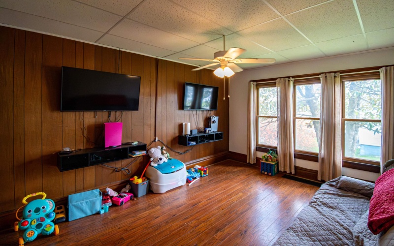 254 Locust Street, Lumberport, West Virginia 26386, 5 Bedrooms Bedrooms, 10 Rooms Rooms,2 BathroomsBathrooms,Single Family Detached,For Sale,Locust,10164131 254 Locust Street, Lumberport, West Virginia 26386, 5 Bedrooms Bedrooms, 10 Rooms Rooms,2 BathroomsBathrooms,Single Family Detached,For Sale,Locust,10164131