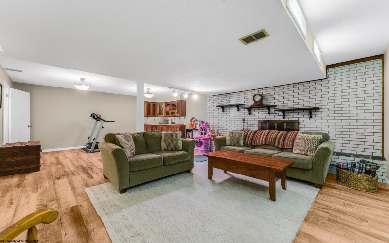 1320 Winona Avenue, Morgantown, West Virginia 26505, 3 Bedrooms Bedrooms, 10 Rooms Rooms,3 BathroomsBathrooms,Single Family Detached,For Sale,Winona,10164124 1320 Winona Avenue, Morgantown, West Virginia 26505, 3 Bedrooms Bedrooms, 10 Rooms Rooms,3 BathroomsBathrooms,Single Family Detached,For Sale,Winona,10164124