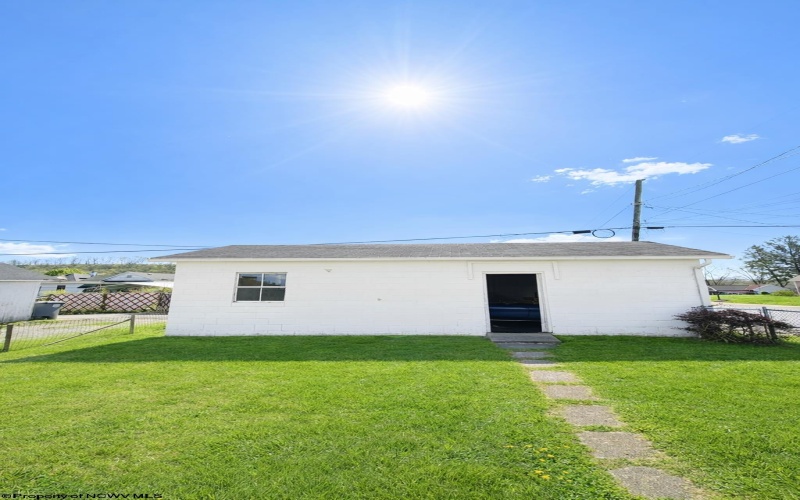 500 Ohio Avenue, Nutter Fort, West Virginia 26301, 2 Bedrooms Bedrooms, 6 Rooms Rooms,1 BathroomBathrooms,Single Family Detached,For Sale,Ohio,10164129