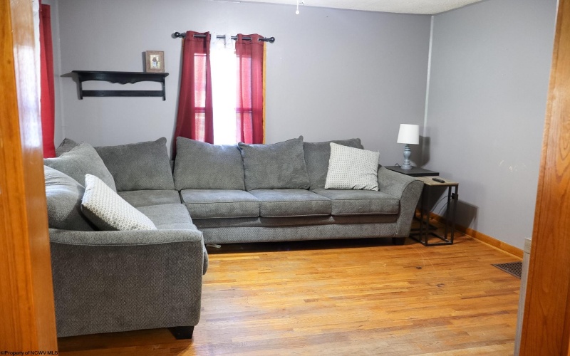 48 Bow Hunter Way, Parsons, West Virginia 26287, 3 Bedrooms Bedrooms, 9 Rooms Rooms,1 BathroomBathrooms,Single Family Detached,For Sale,Bow Hunter,10164137 48 Bow Hunter Way, Parsons, West Virginia 26287, 3 Bedrooms Bedrooms, 9 Rooms Rooms,1 BathroomBathrooms,Single Family Detached,For Sale,Bow Hunter,10164137