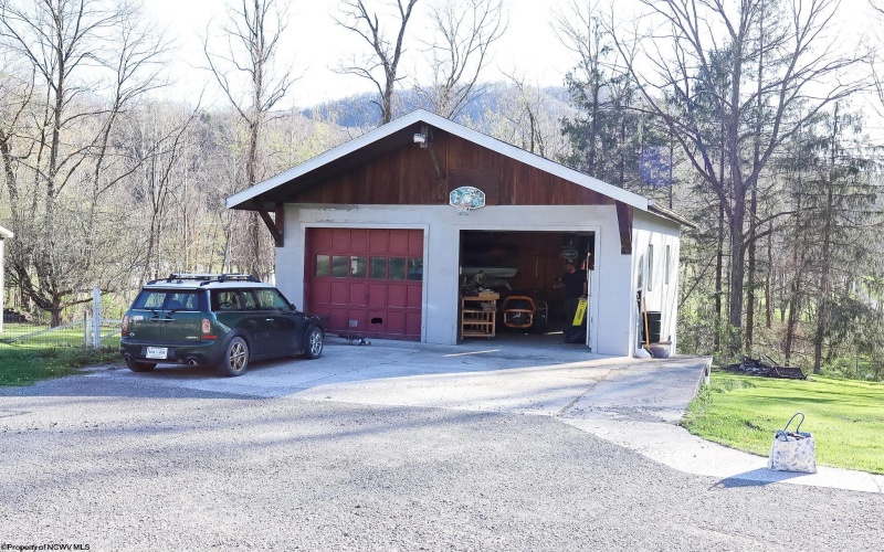 48 Bow Hunter Way, Parsons, West Virginia 26287, 3 Bedrooms Bedrooms, 9 Rooms Rooms,1 BathroomBathrooms,Single Family Detached,For Sale,Bow Hunter,10164137 48 Bow Hunter Way, Parsons, West Virginia 26287, 3 Bedrooms Bedrooms, 9 Rooms Rooms,1 BathroomBathrooms,Single Family Detached,For Sale,Bow Hunter,10164137