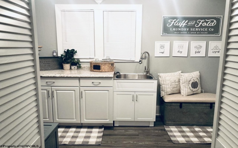 603 Pike Street, Barrackville, West Virginia 26559, 3 Bedrooms Bedrooms, 9 Rooms Rooms,2 BathroomsBathrooms,Single Family Detached,For Sale,Pike,10164140 603 Pike Street, Barrackville, West Virginia 26559, 3 Bedrooms Bedrooms, 9 Rooms Rooms,2 BathroomsBathrooms,Single Family Detached,For Sale,Pike,10164140