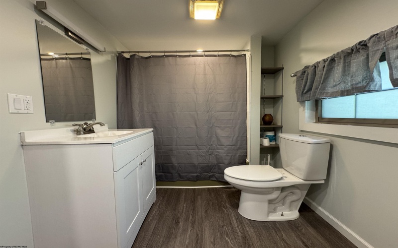 968 Bunner Ridge Road, Fairmont, West Virginia 26554, 1 Bedroom Bedrooms, 5 Rooms Rooms,1 BathroomBathrooms,Single Family Detached,For Sale,Bunner Ridge,10164159