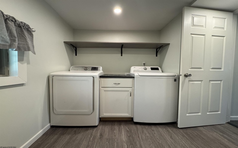 968 Bunner Ridge Road, Fairmont, West Virginia 26554, 1 Bedroom Bedrooms, 5 Rooms Rooms,1 BathroomBathrooms,Single Family Detached,For Sale,Bunner Ridge,10164159