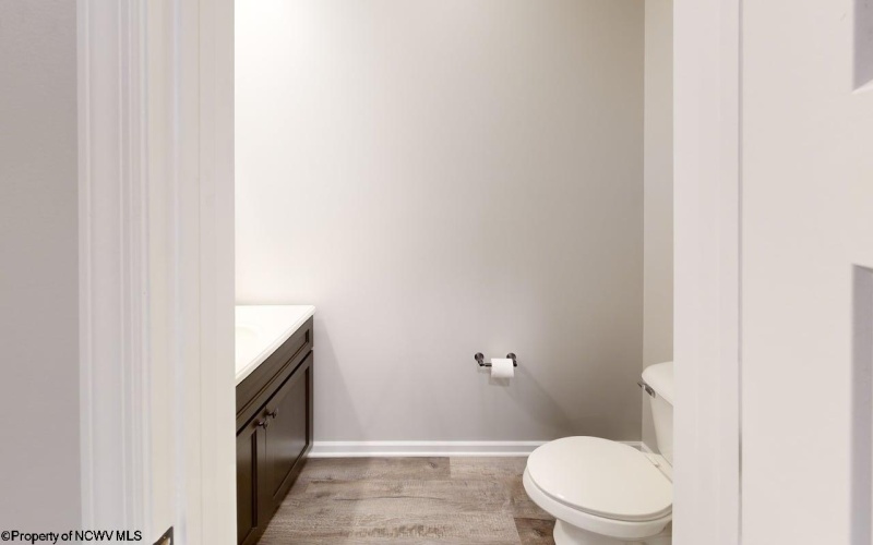 38 Misty Lane, White Hall, West Virginia 26554, 3 Bedrooms Bedrooms, 7 Rooms Rooms,2 BathroomsBathrooms,Single Family Attached,For Sale,Misty,10164143