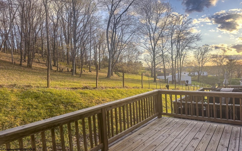 38 Misty Lane, White Hall, West Virginia 26554, 3 Bedrooms Bedrooms, 7 Rooms Rooms,2 BathroomsBathrooms,Single Family Attached,For Sale,Misty,10164143