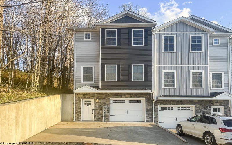 38 Misty Lane, White Hall, West Virginia 26554, 3 Bedrooms Bedrooms, 7 Rooms Rooms,2 BathroomsBathrooms,Single Family Attached,For Sale,Misty,10164143