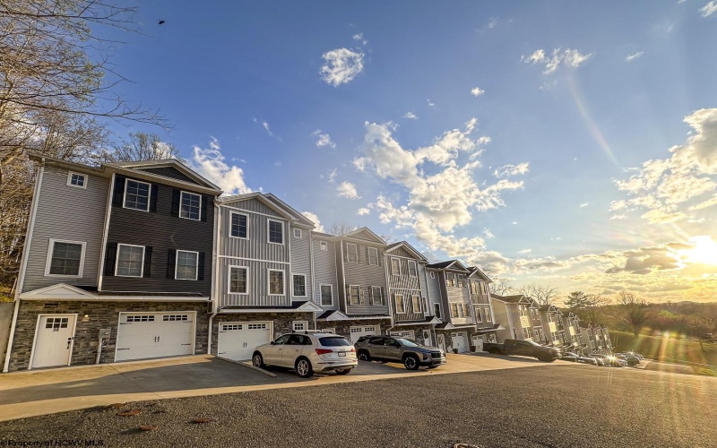 38 Misty Lane, White Hall, West Virginia 26554, 3 Bedrooms Bedrooms, 7 Rooms Rooms,2 BathroomsBathrooms,Single Family Attached,For Sale,Misty,10164143