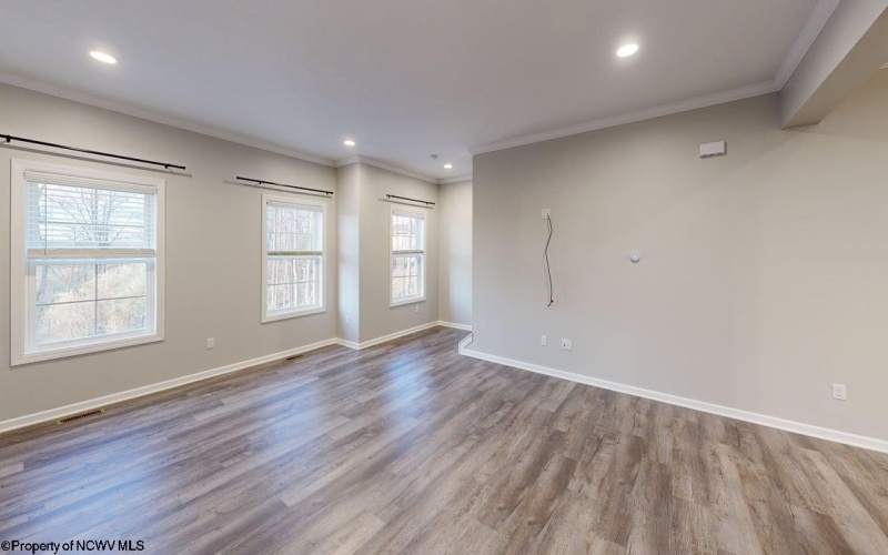 38 Misty Lane, White Hall, West Virginia 26554, 3 Bedrooms Bedrooms, 7 Rooms Rooms,2 BathroomsBathrooms,Single Family Attached,For Sale,Misty,10164143